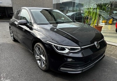 Golf8Active_1.jpg
